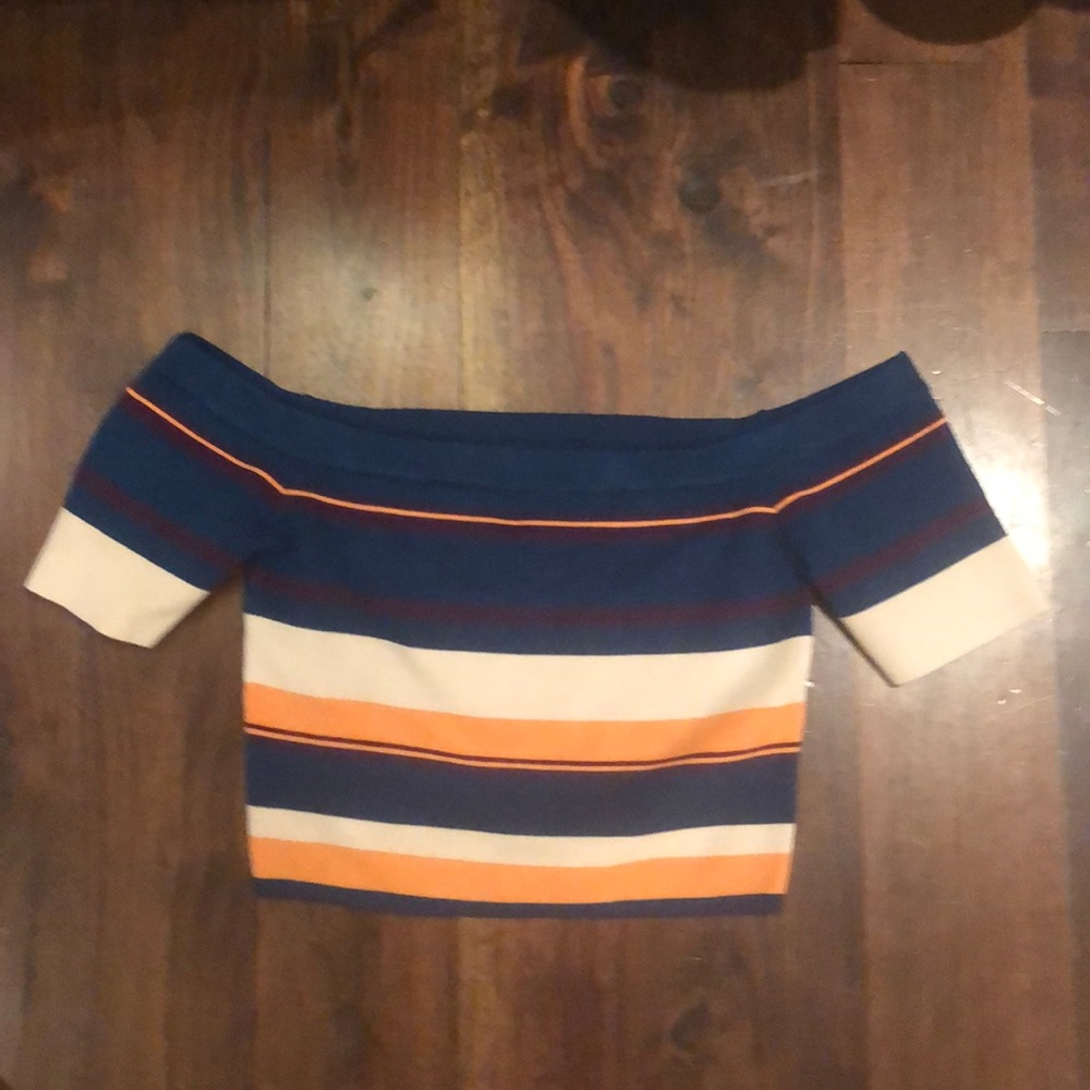 Off the shoulder cropped top colorful